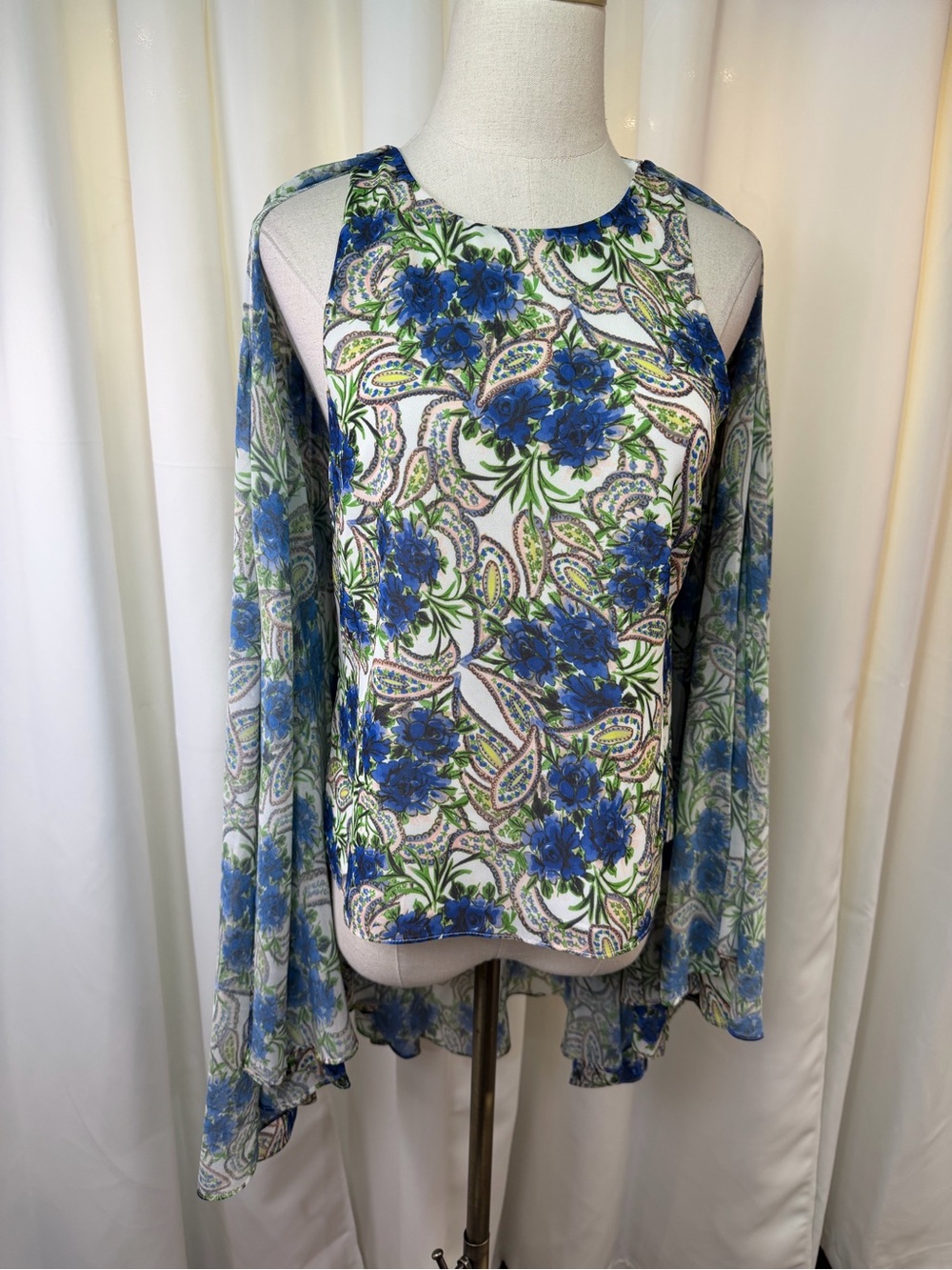NWT Badgley Mischka Women’s Sleeveless Blouse w/ Capelet in Blue Floral Multi XS - Picture 6 of 16